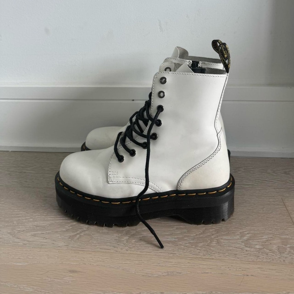 Dr Martens JADON BOOT SMOOTH LEATHER PLATFORMS